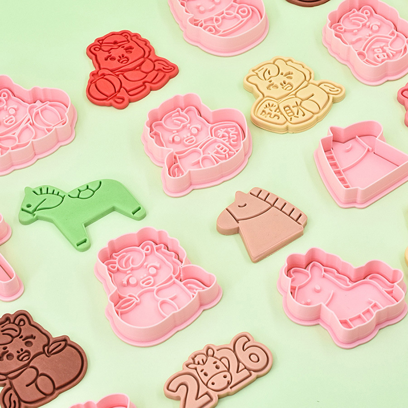 Kitchen Baking Torch - Year Of The Horse Cookie Cutters